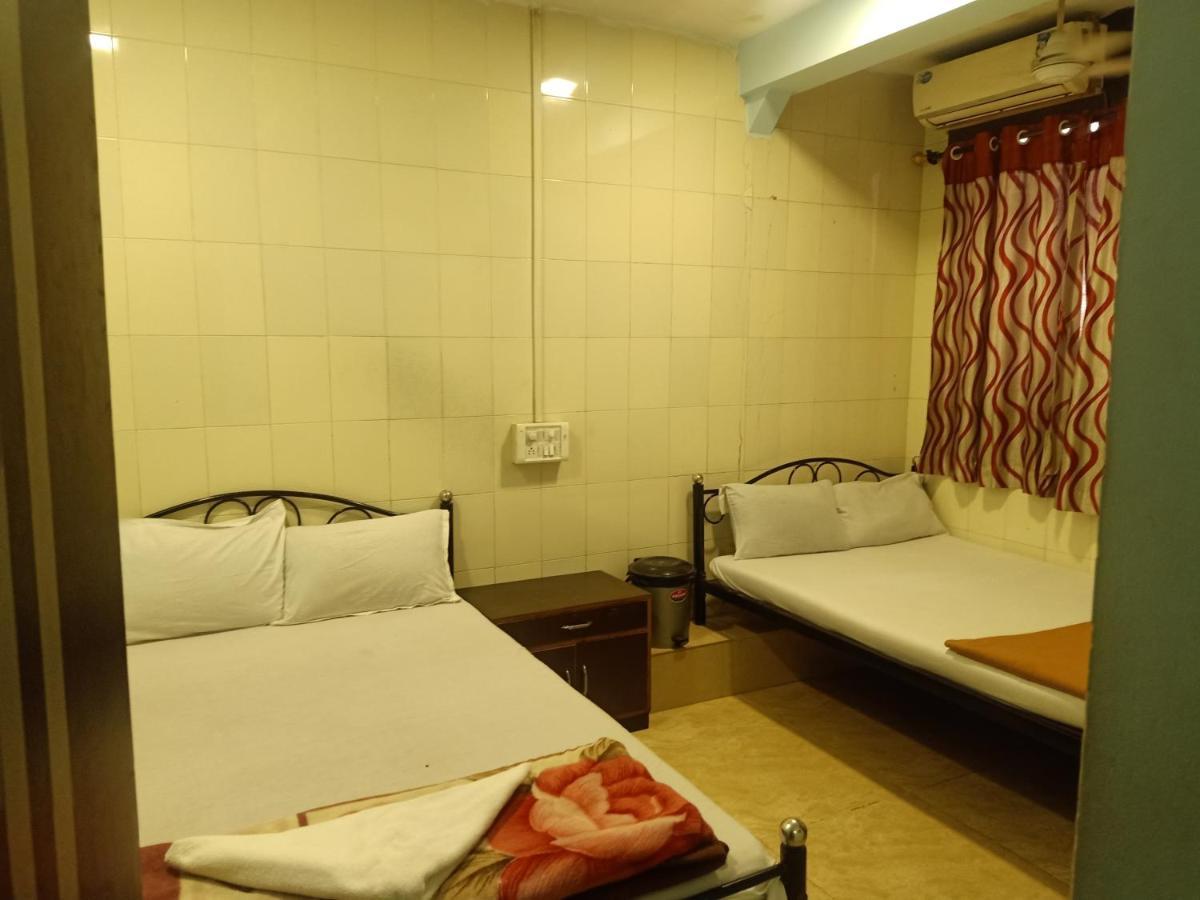 Hotel Central Inn Bombay Extérieur photo
