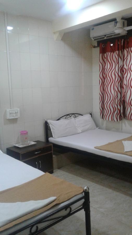Hotel Central Inn Bombay Extérieur photo